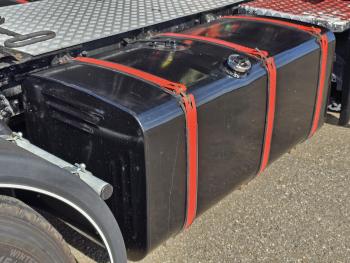 R164.580 V8 / MANUAL / RETARDER / TOPLINE